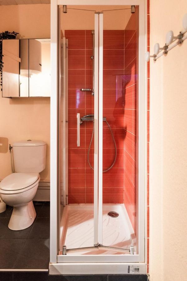 Agreable Studio En Plein Coeur De Quimper Apartment Exterior foto